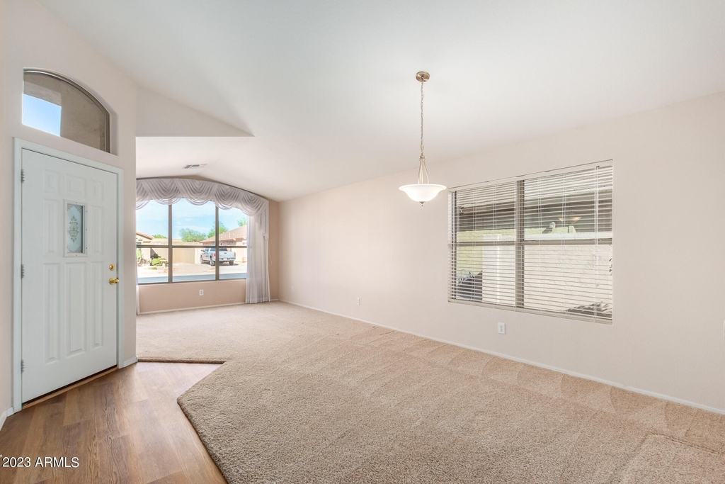 6431 W Escuda Road - Photo 2