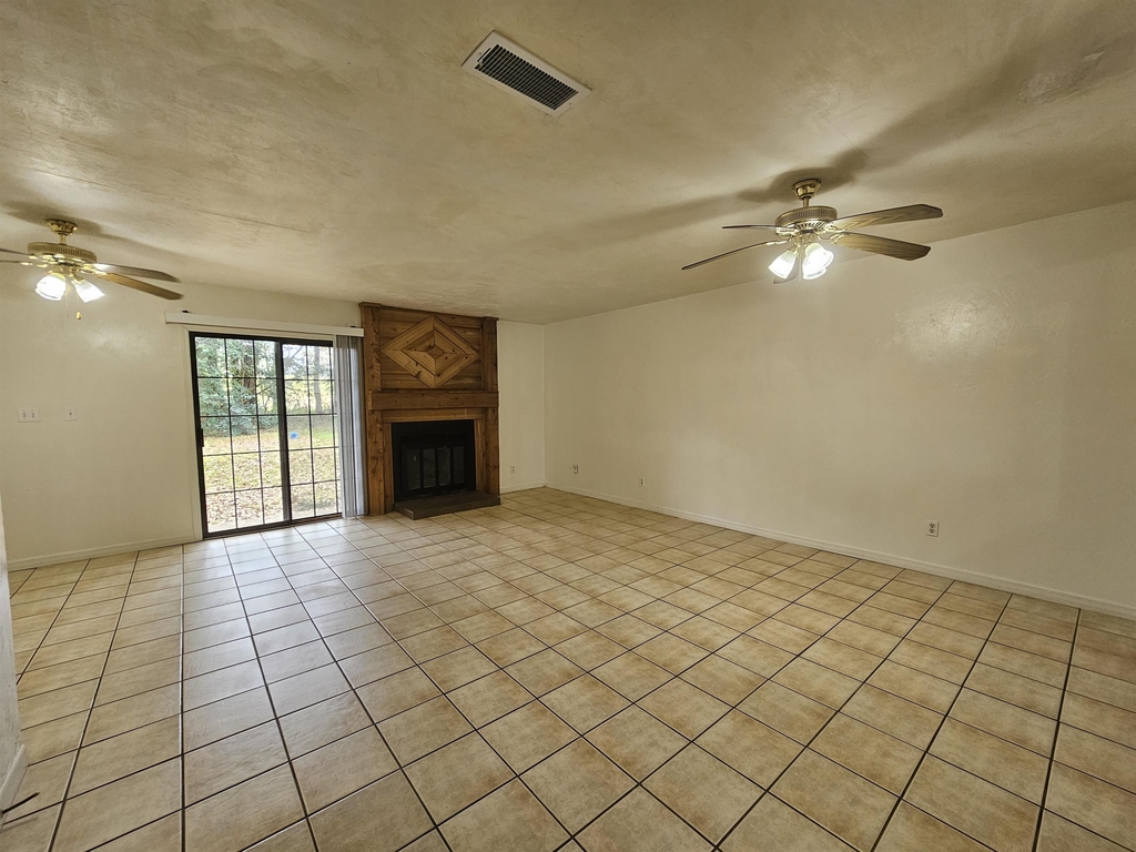 1824 Larette Drive - Photo 7