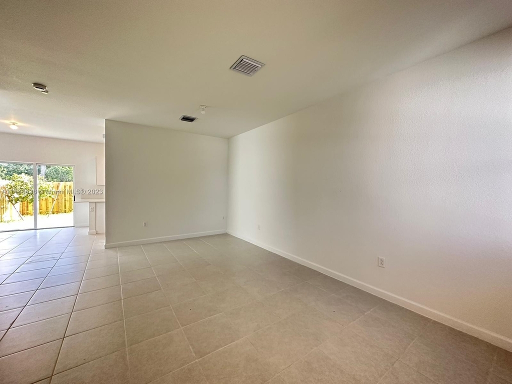 29021 Sw 162nd Ct - Photo 8