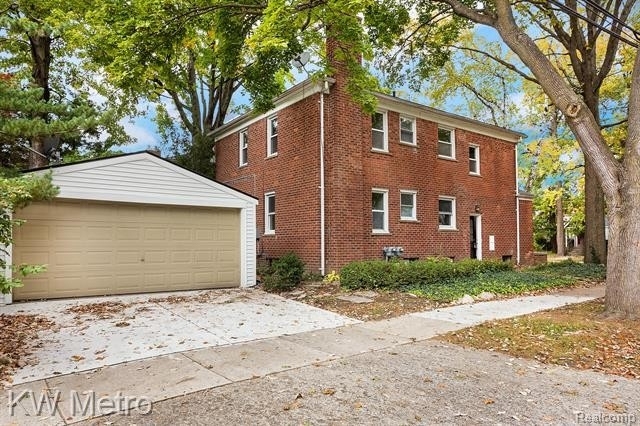 820 E 5th Street - Photo 18