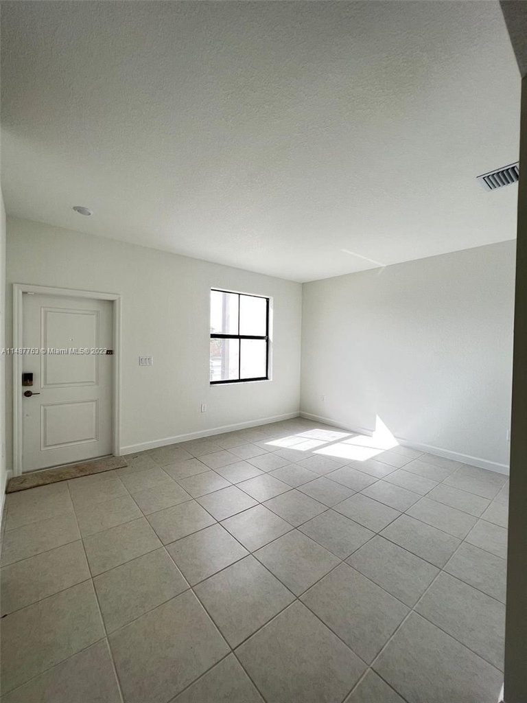 12765 Sw 234th Ter - Photo 15