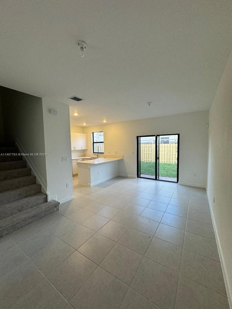 12765 Sw 234th Ter - Photo 1