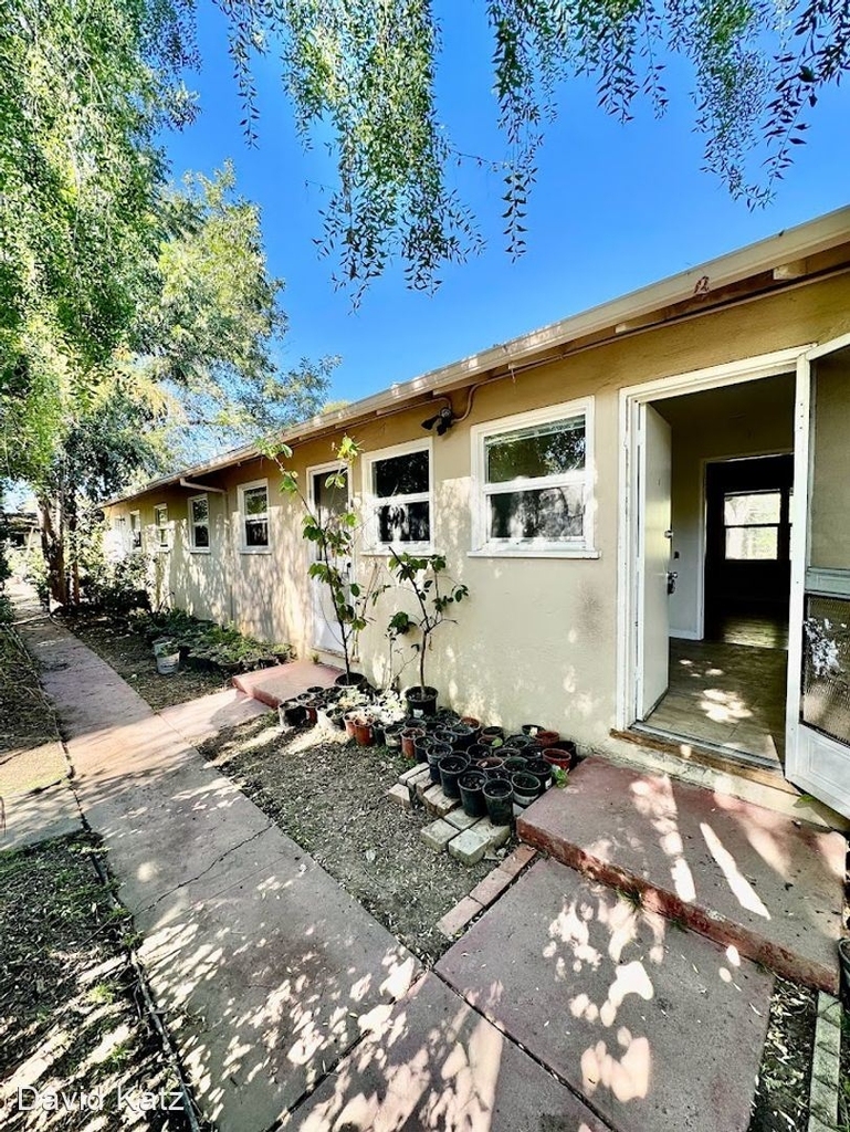 467 S. Buena Vista Avenue - Photo 9