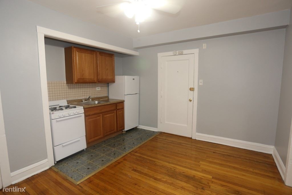 4604 N. Beacon, Unit C-4 - Photo 8