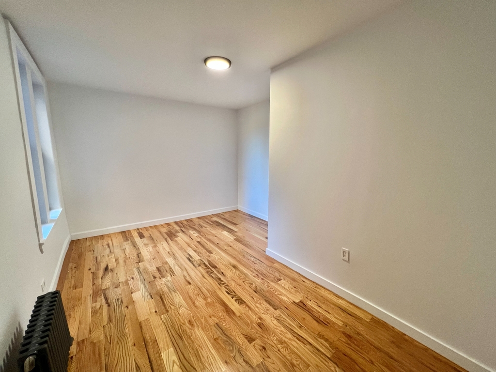 566 West 162nd Street - Photo 7