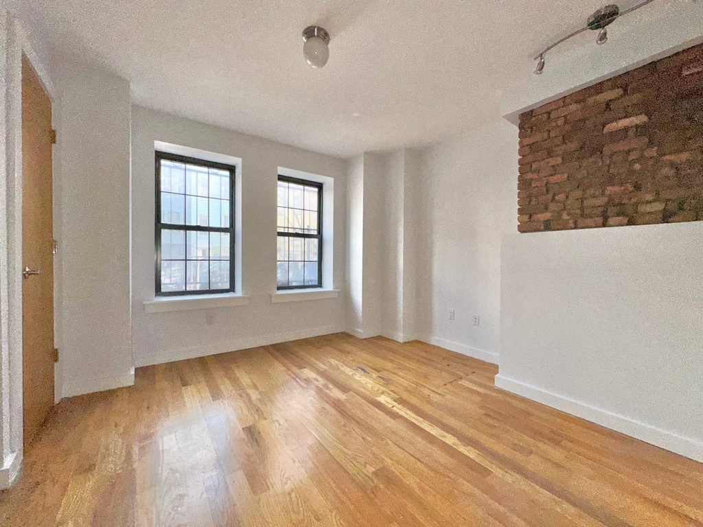 1249 Jefferson Avenue - Photo 11