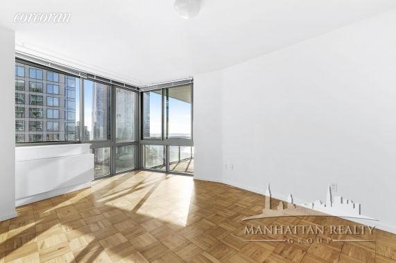 West 37th Street - Photo 2