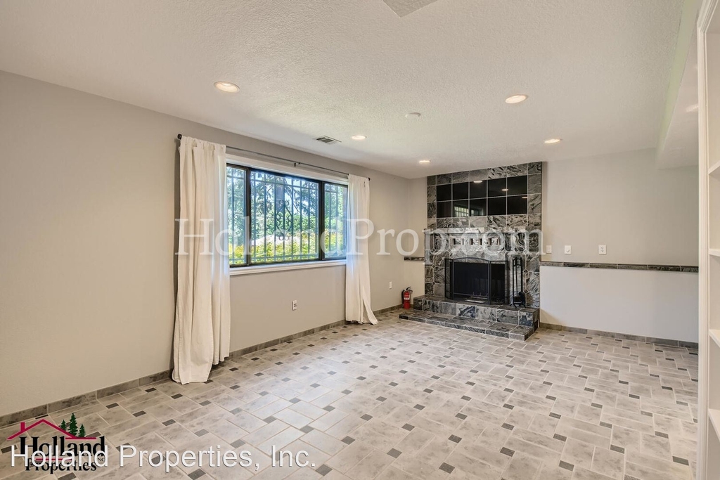 3280 Se Evergreen Ave - Photo 6