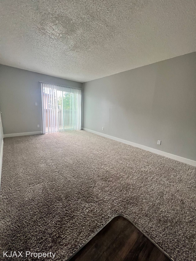 2760 Corabel Lane - Photo 10