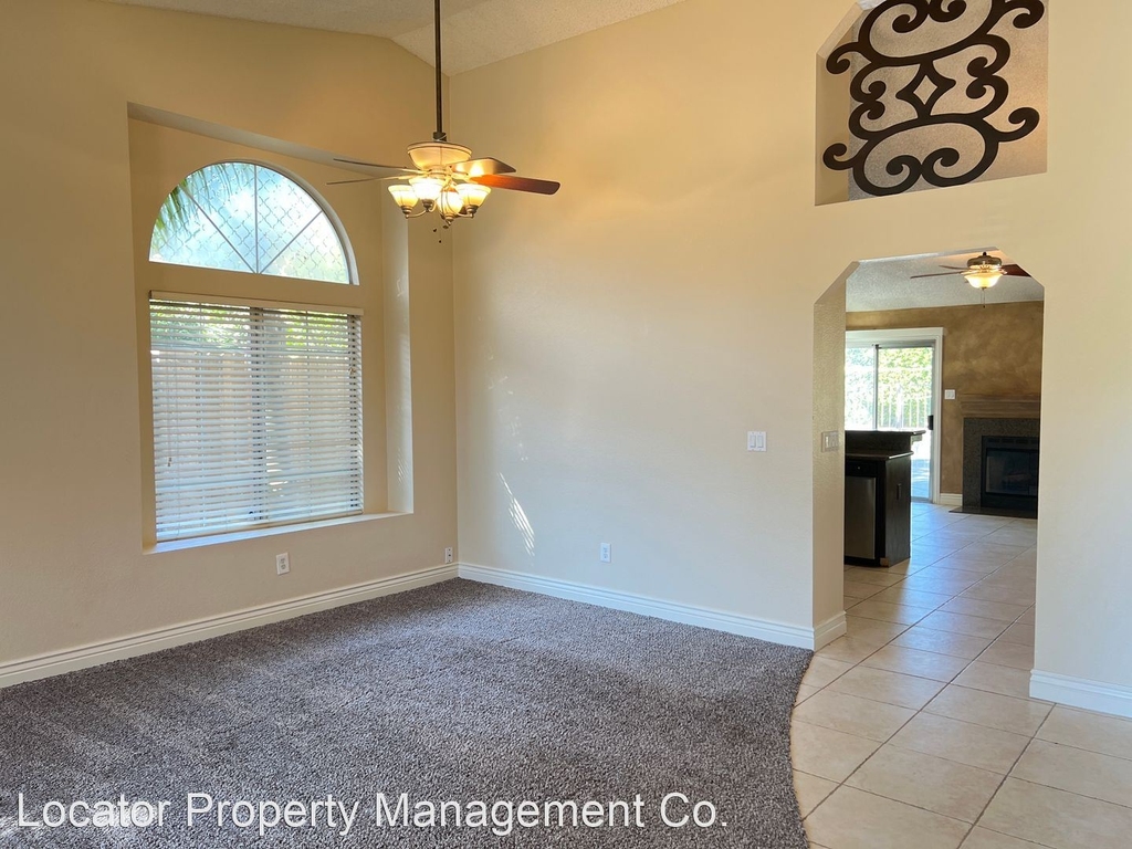 6220 Key West Dr. - Photo 2