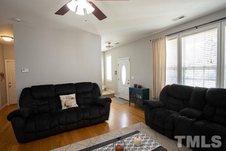 112 Ogletown Court - Photo 2