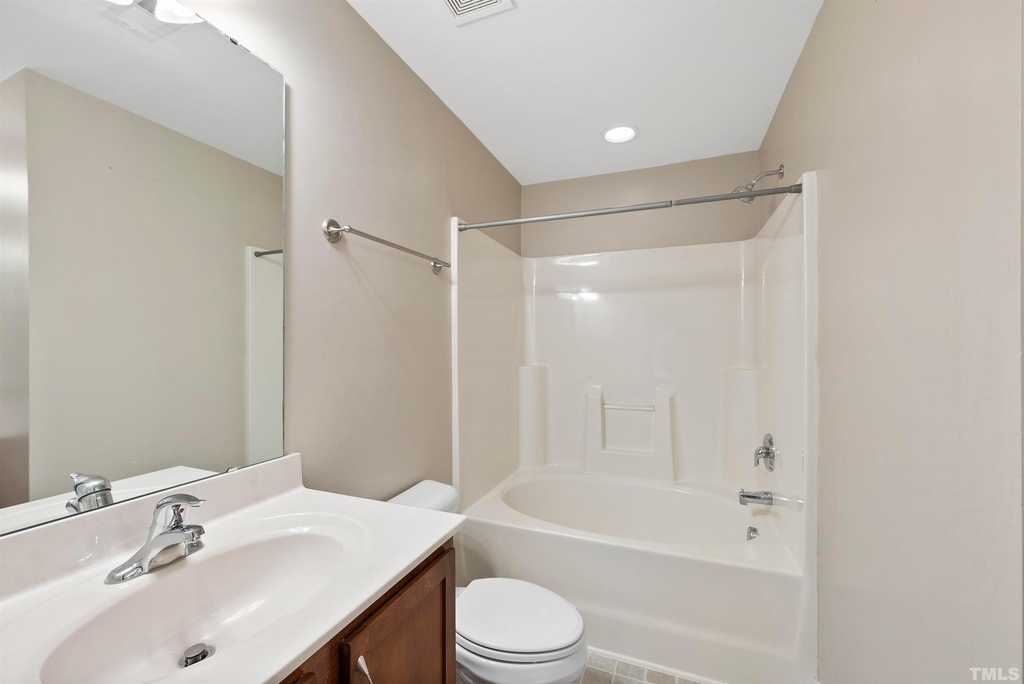 8036 Sycamore Hill Lane - Photo 28