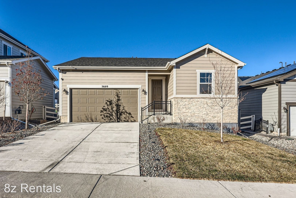 2609 Villageview Ln - Photo 1