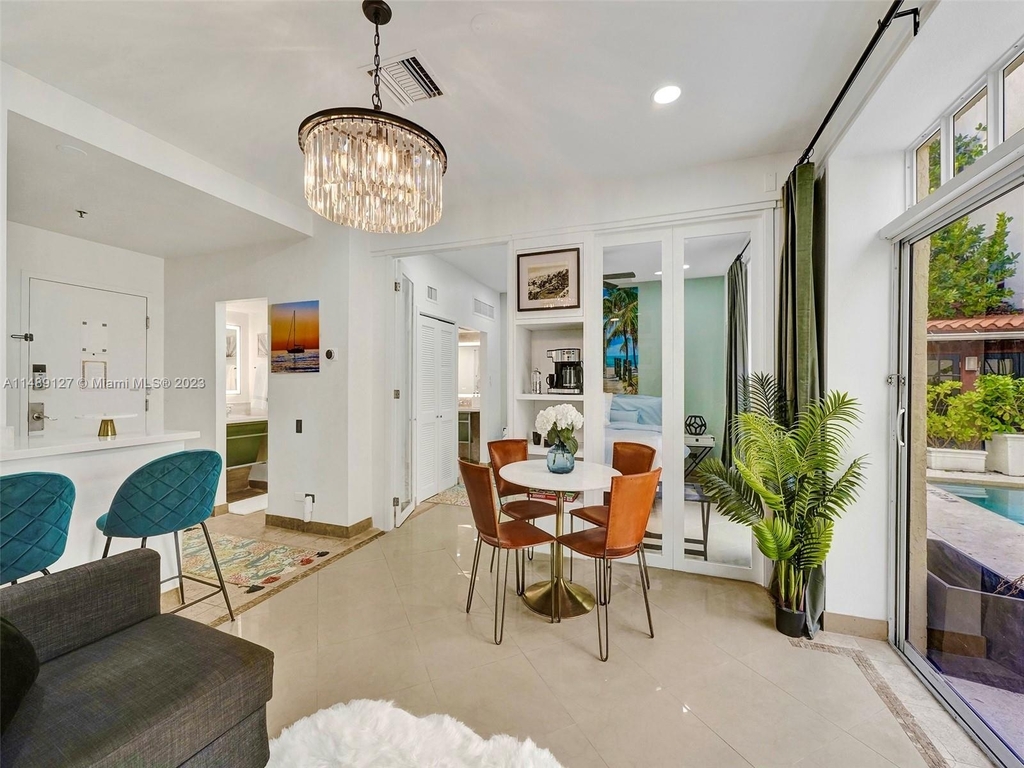 100 Collins Ave - Photo 3