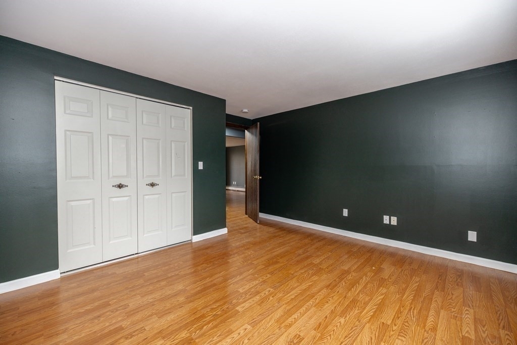 2210 Skyline Dr - Photo 13