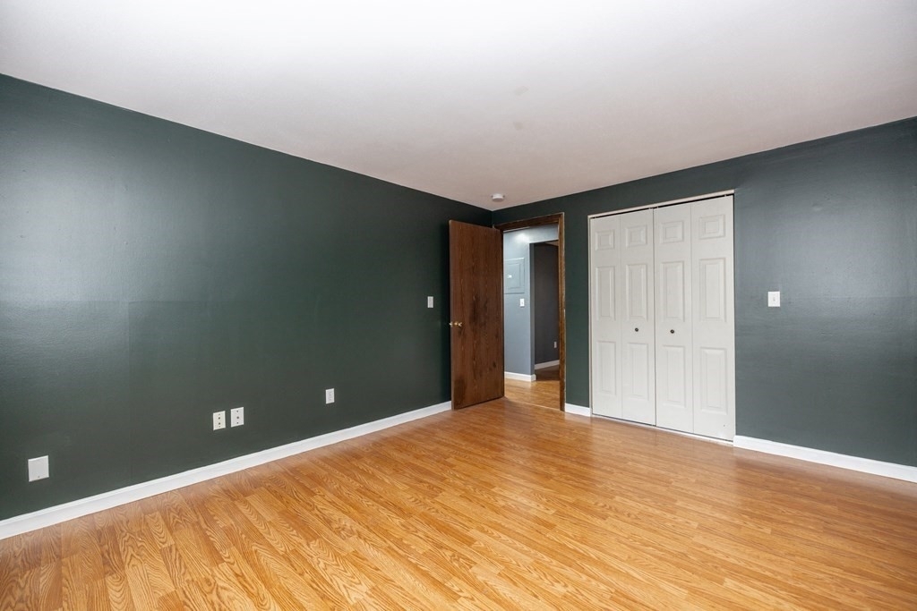 2210 Skyline Dr - Photo 9