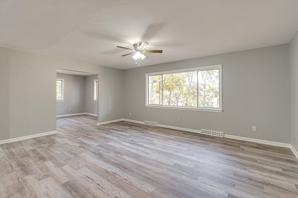 4212 Rogers Rd - Photo 6