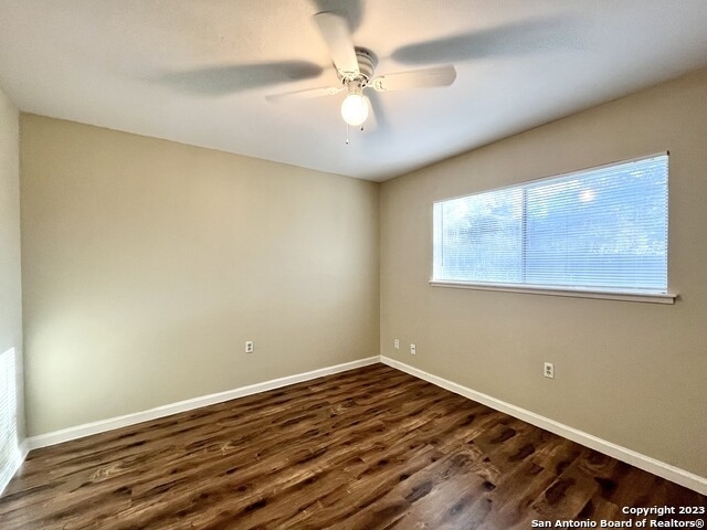 4326 Stockdale St - Photo 22