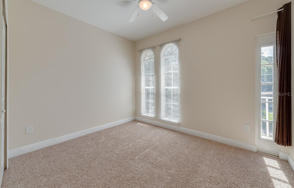 1036 N Shine Avenue - Photo 17