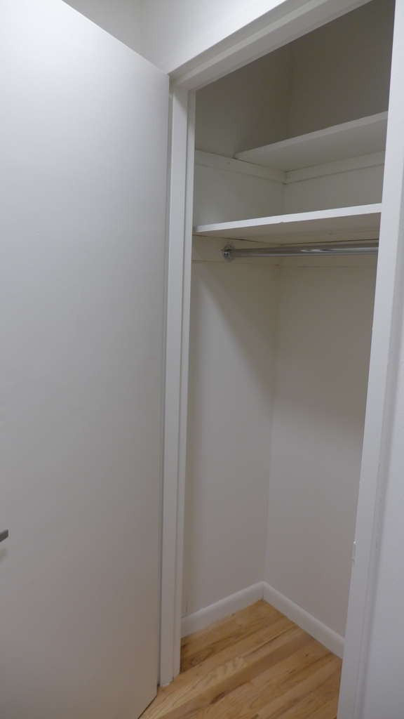 77 5th Avenue - Photo 8