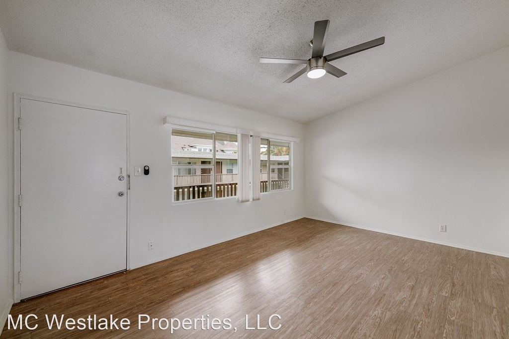 1033 S Westlake Ave - Photo 3