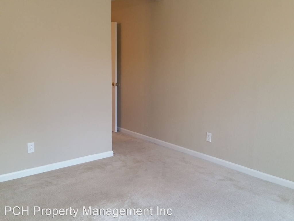 349 Hemphill Way - Photo 11