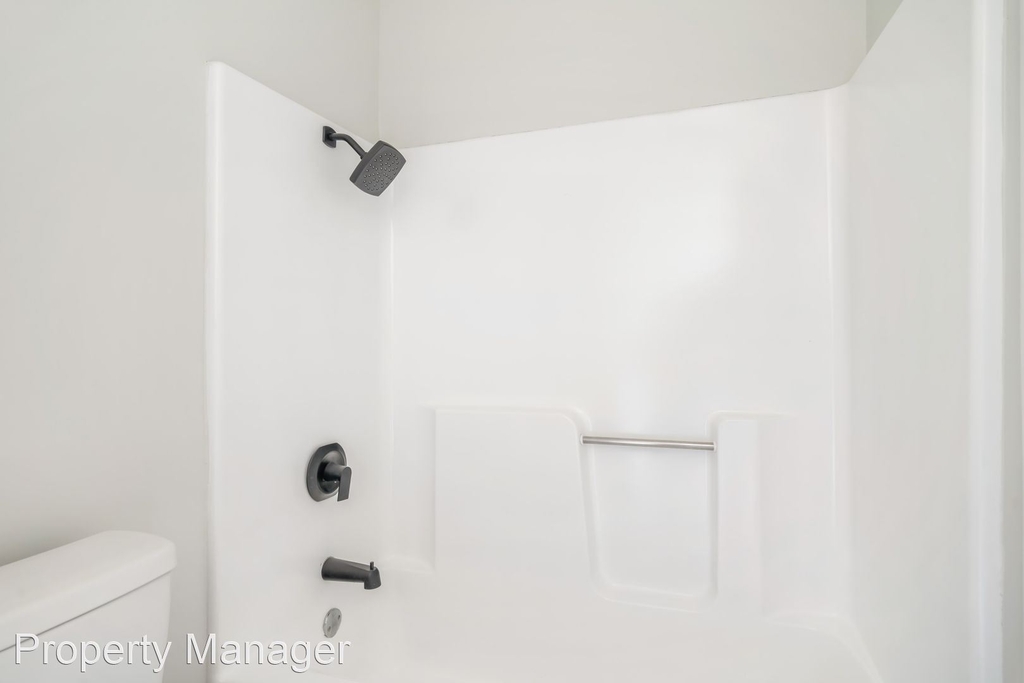 131 Pinedale St - Photo 8