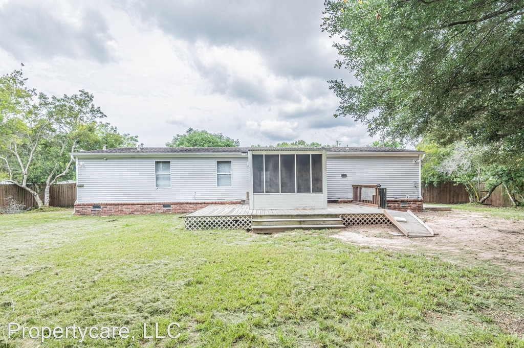 16287 Wrangler Ave. - Photo 15