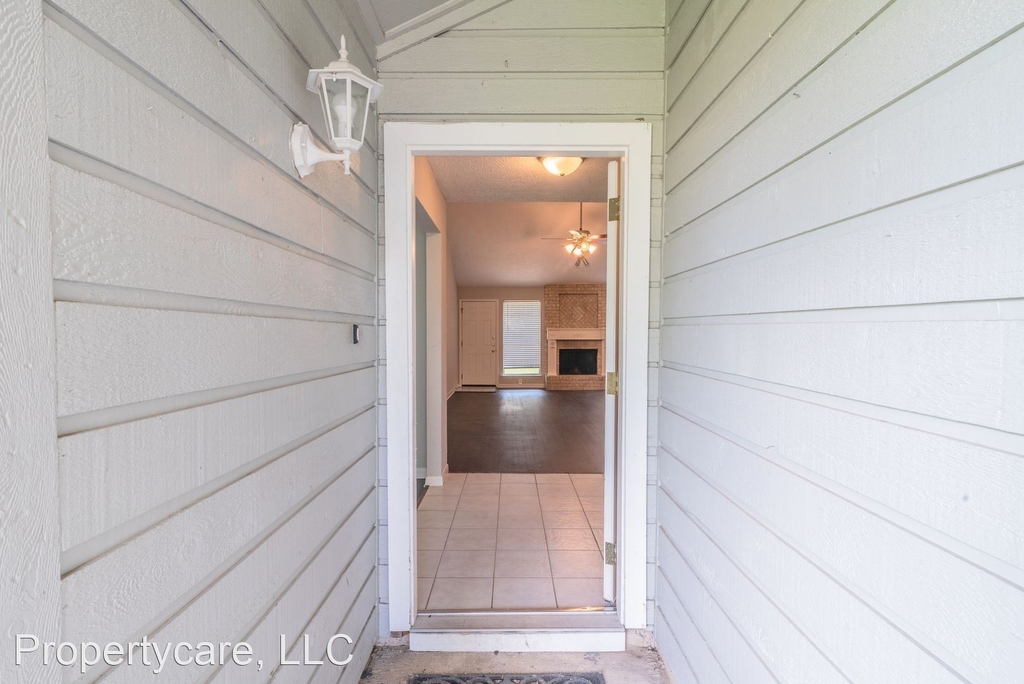 6722 Loch Bruceray Dr. - Photo 1