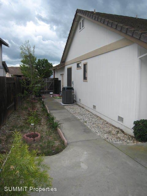 248 Larkspur Drive - Photo 23