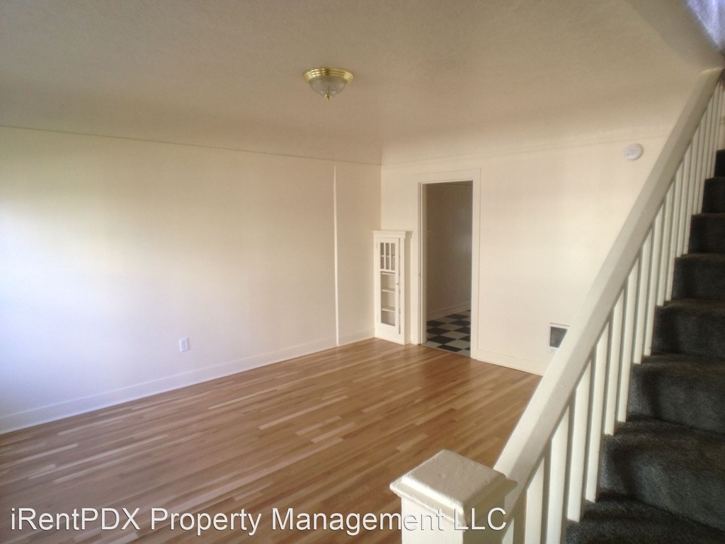 2031 N Watts St - Photo 3