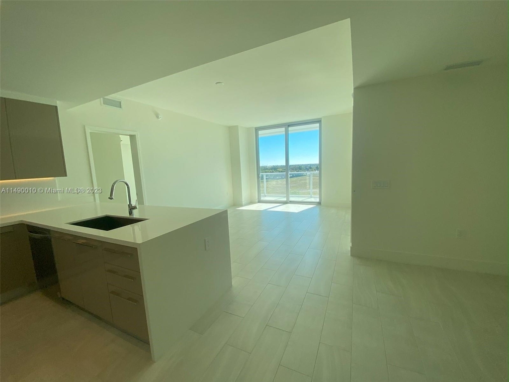 2000 Metropica Way - Photo 5