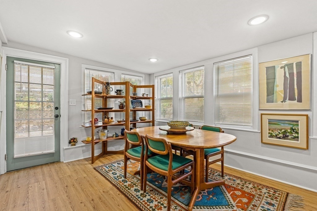 1146 Massachusettes Avenue - Photo 7