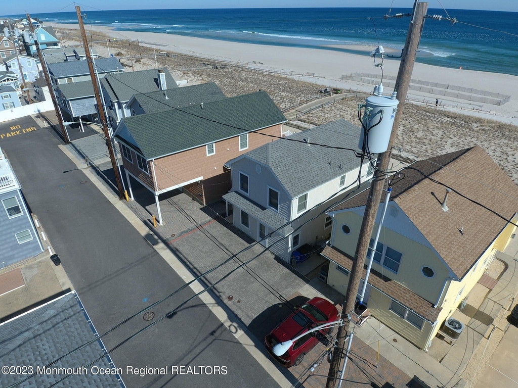 3046 Ocean Road - Photo 18