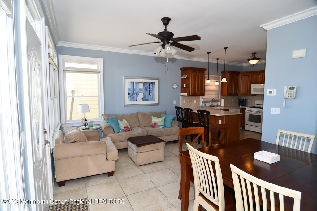 3046 Ocean Road - Photo 6