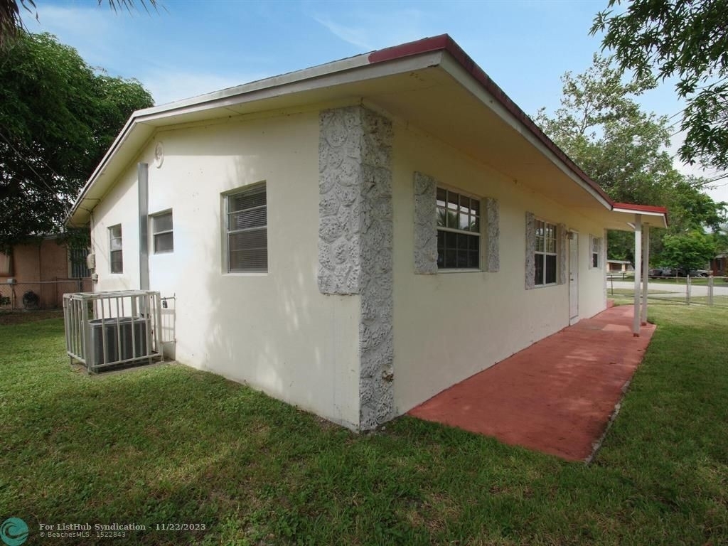 3410 Nw 3rd St - Photo 24