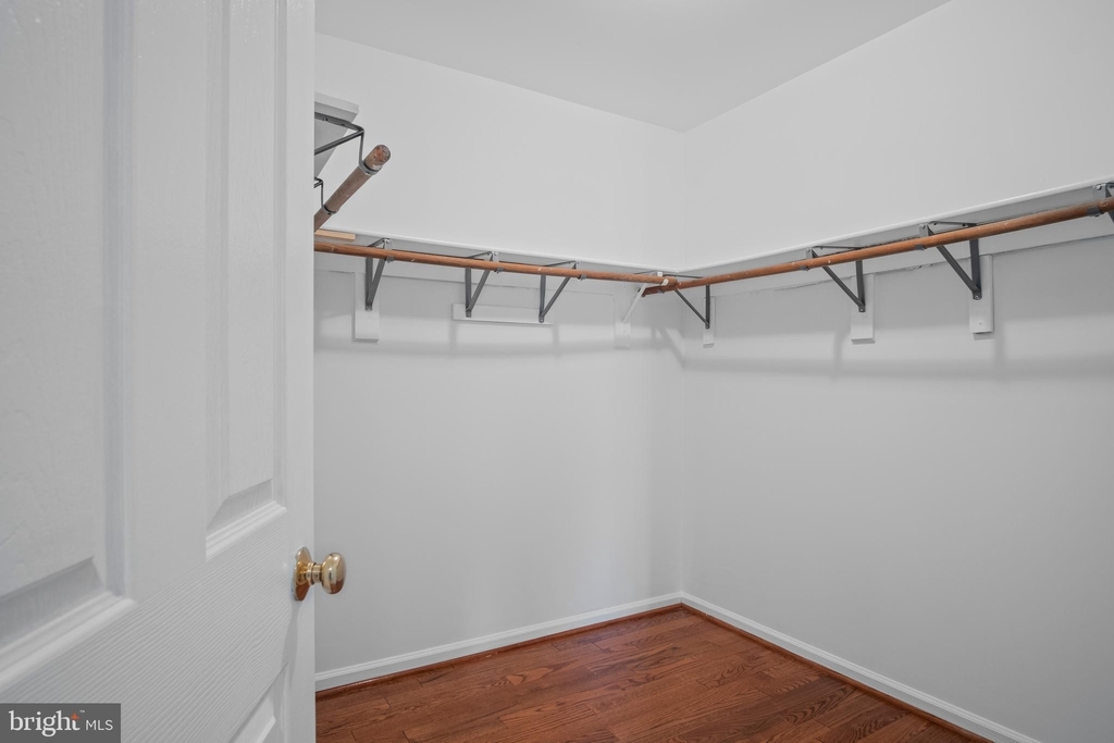 6466 Lake Meadow Drive - Photo 31