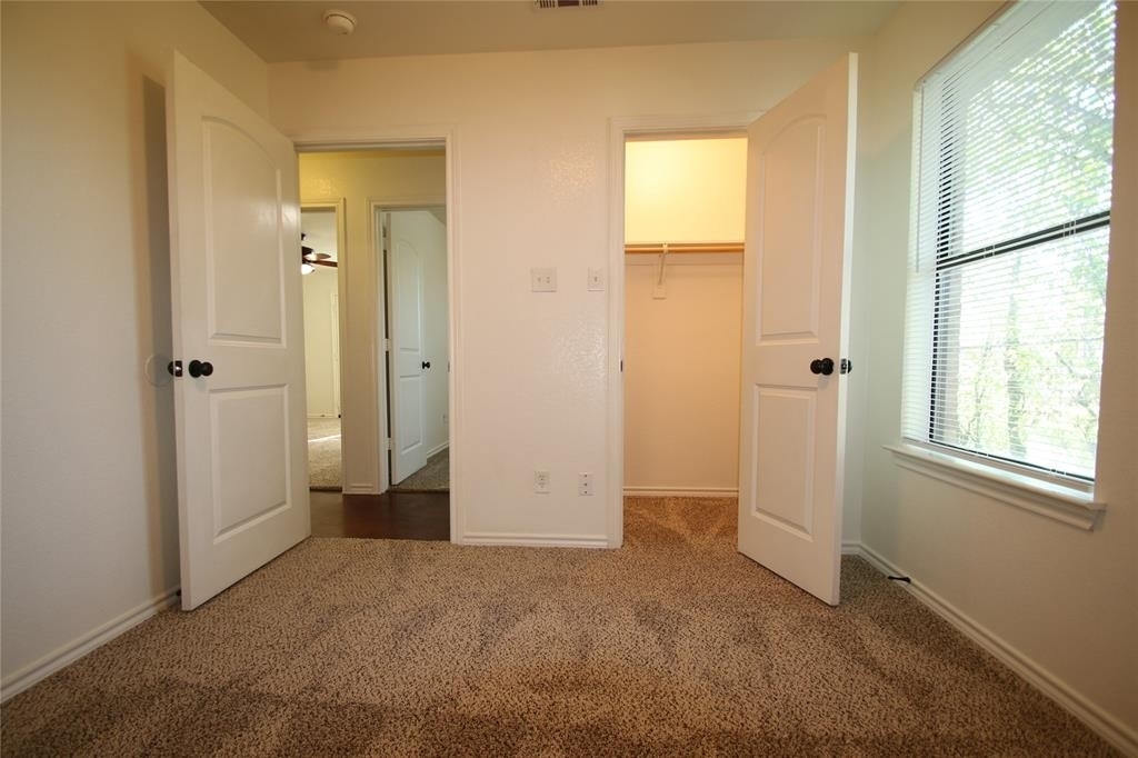 8109 Doreen Avenue - Photo 9