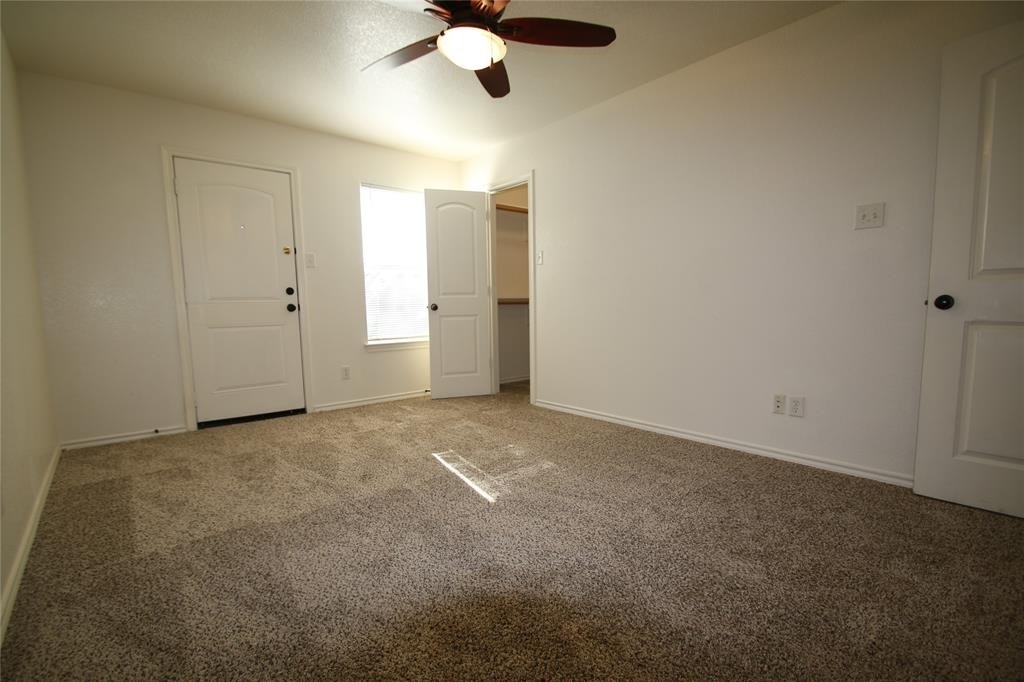 8109 Doreen Avenue - Photo 3