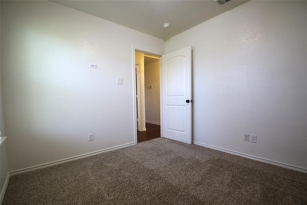 8109 Doreen Avenue - Photo 10