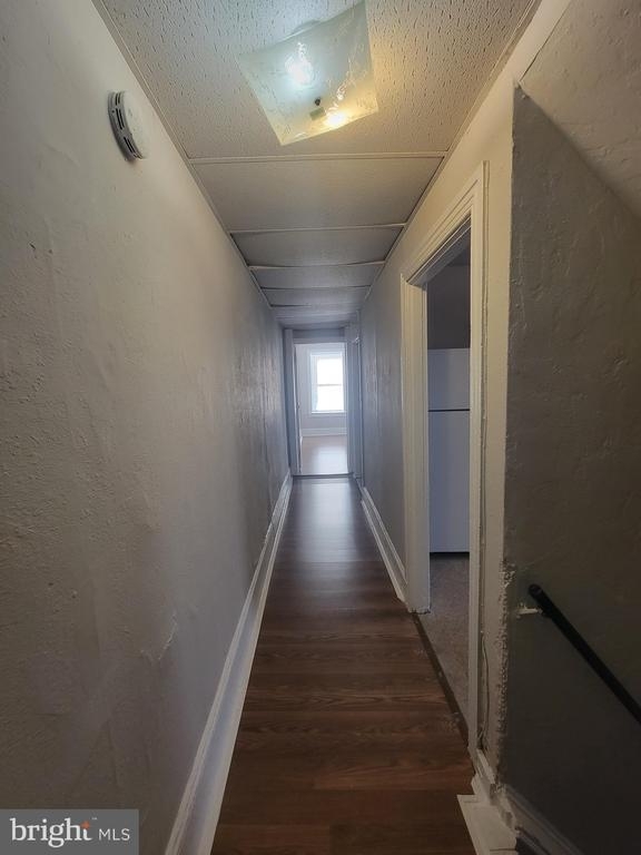 6036 Larchwood Ave - Photo 3