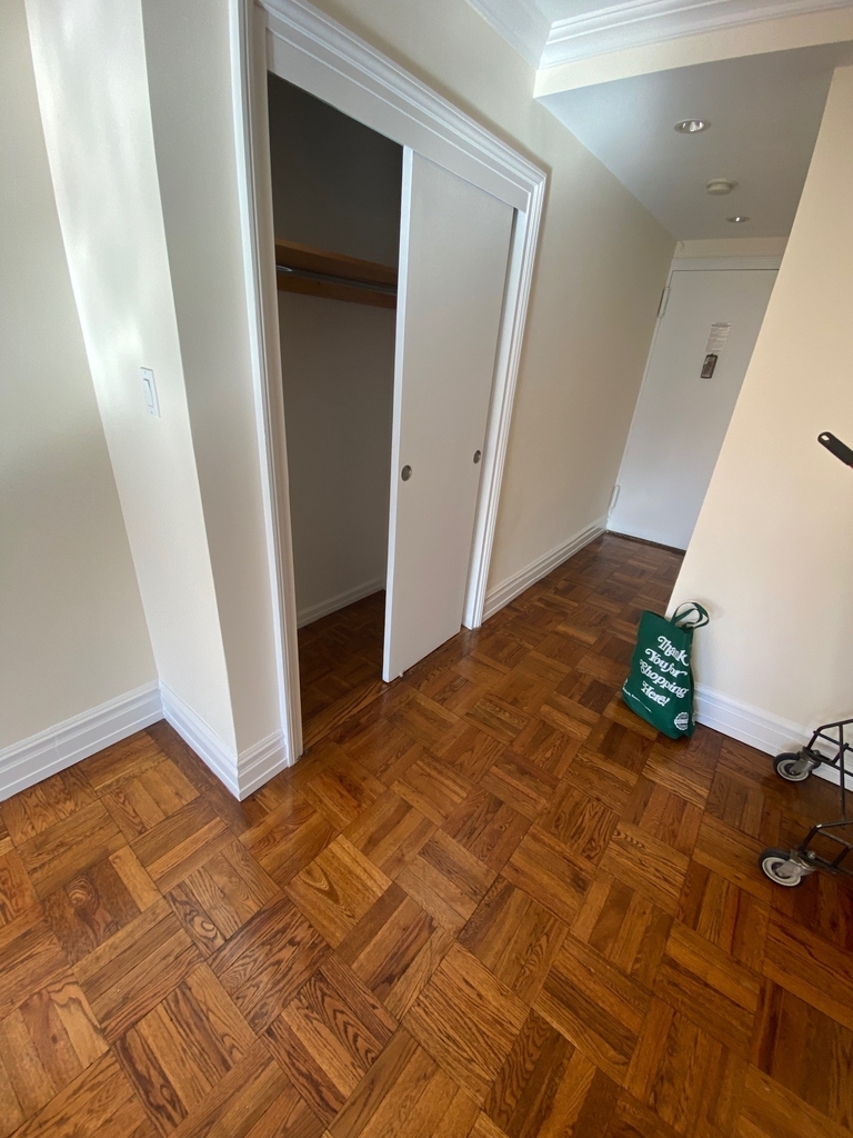  East 79th Street - Photo 6