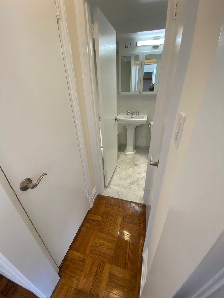  East 79th Street - Photo 10