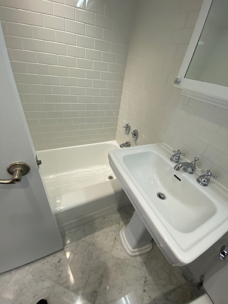  East 79th Street - Photo 9