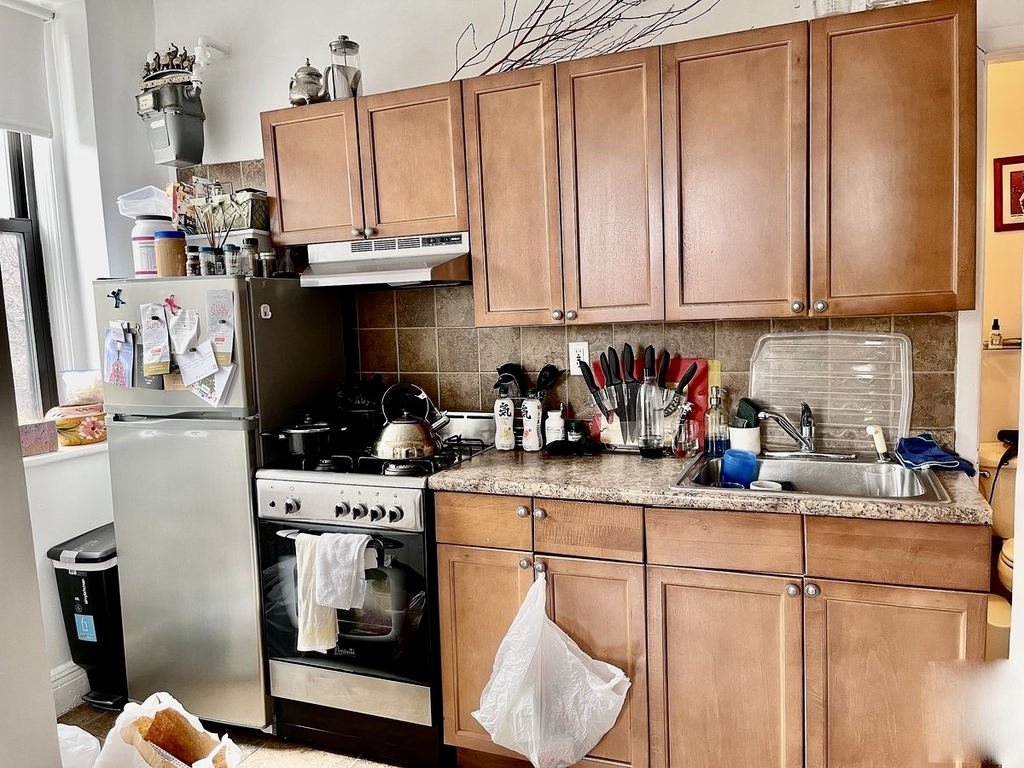 507 Manhattan Avenue - Photo 3