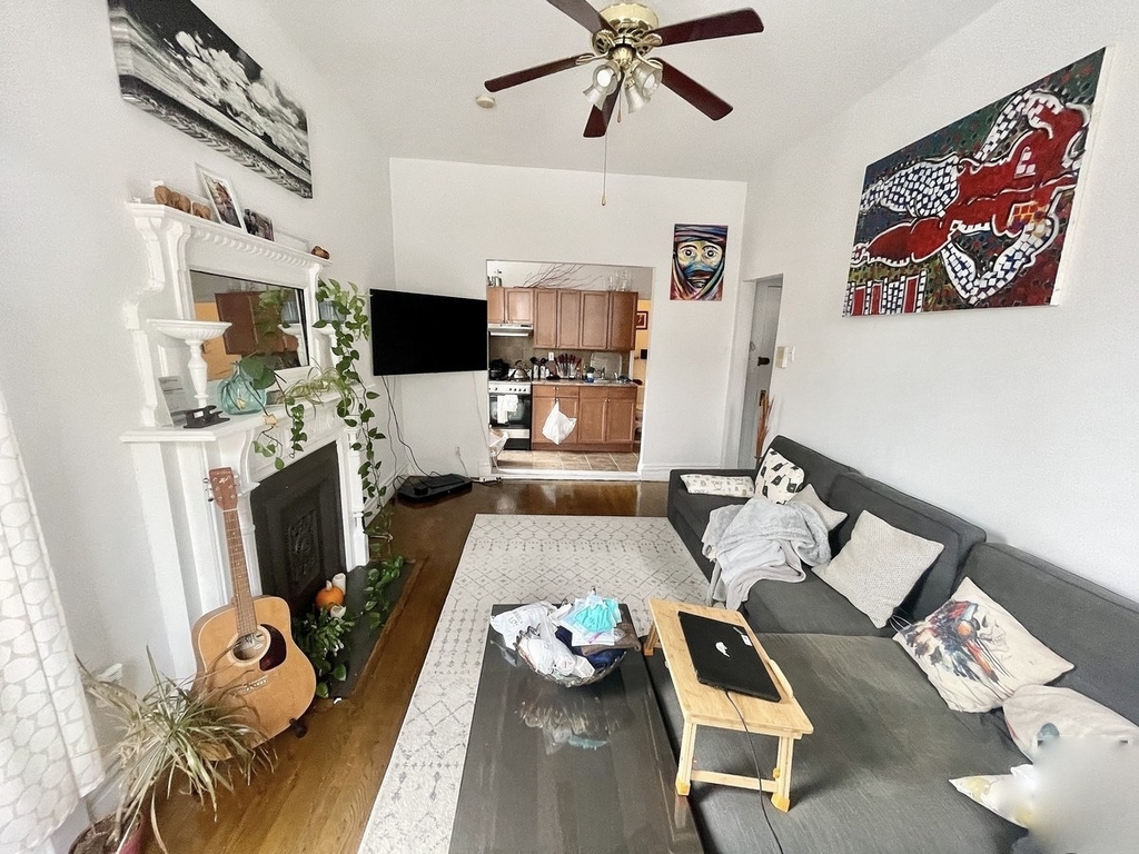 507 Manhattan Avenue - Photo 1