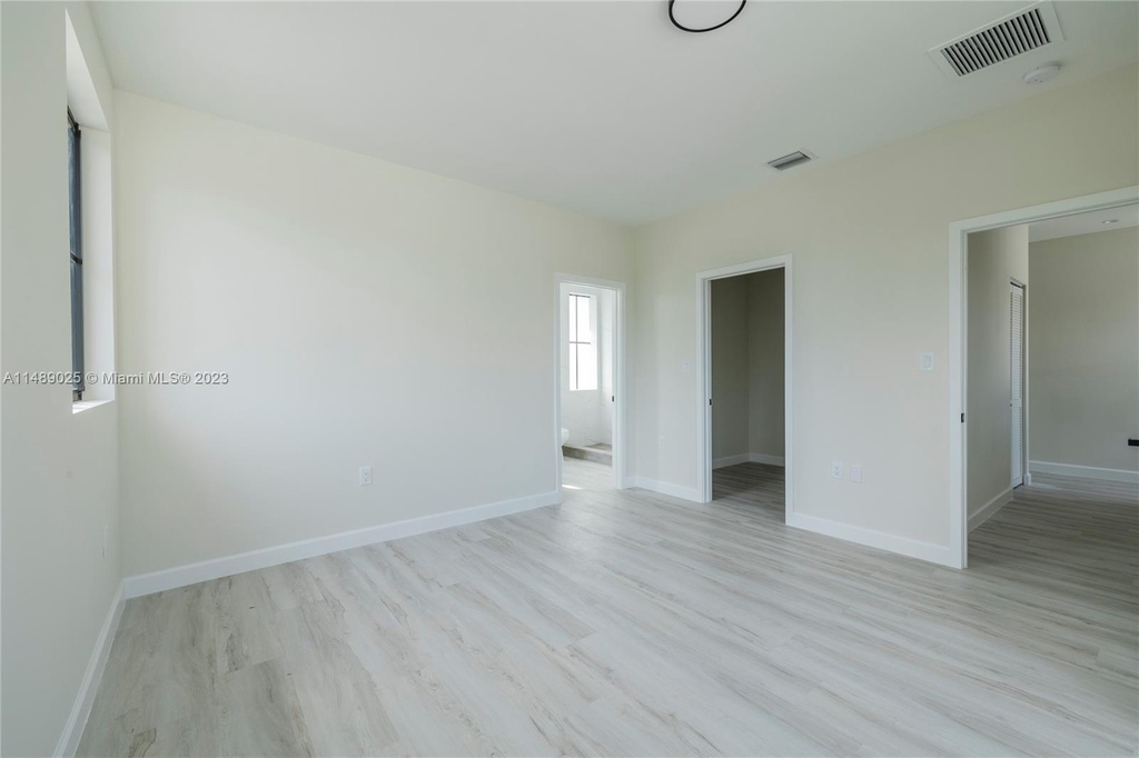 18052 Sw 103rd Ave - Photo 24