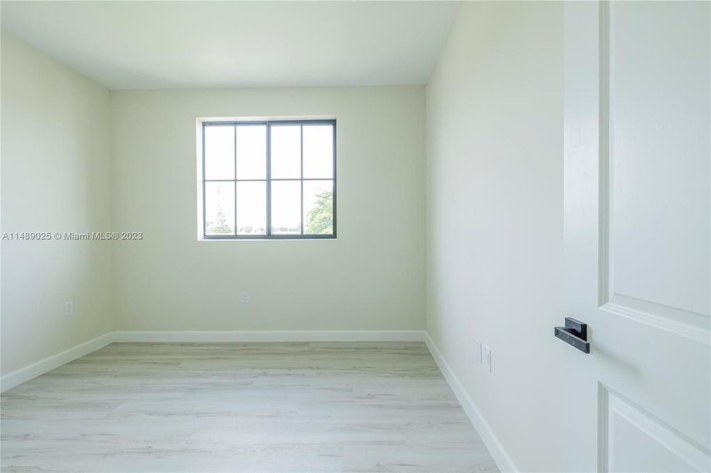 18052 Sw 103rd Ave - Photo 29