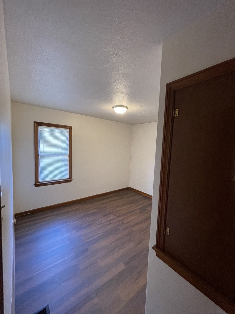 1801 N Linwood Avenue - Photo 6