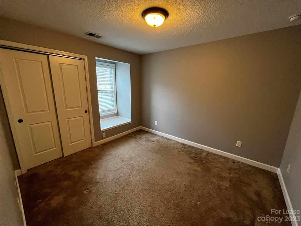 10105 Blackstone Drive - Photo 20